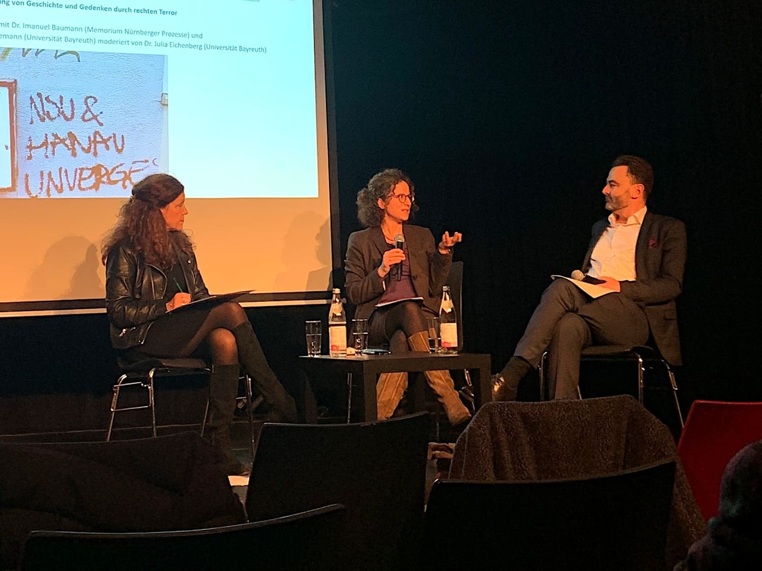 Podiumsdiskussion mir Dr. Julia Eichenberger, Dr. Imanuel Baumann und Prof. Dr. Isabel Heinemann